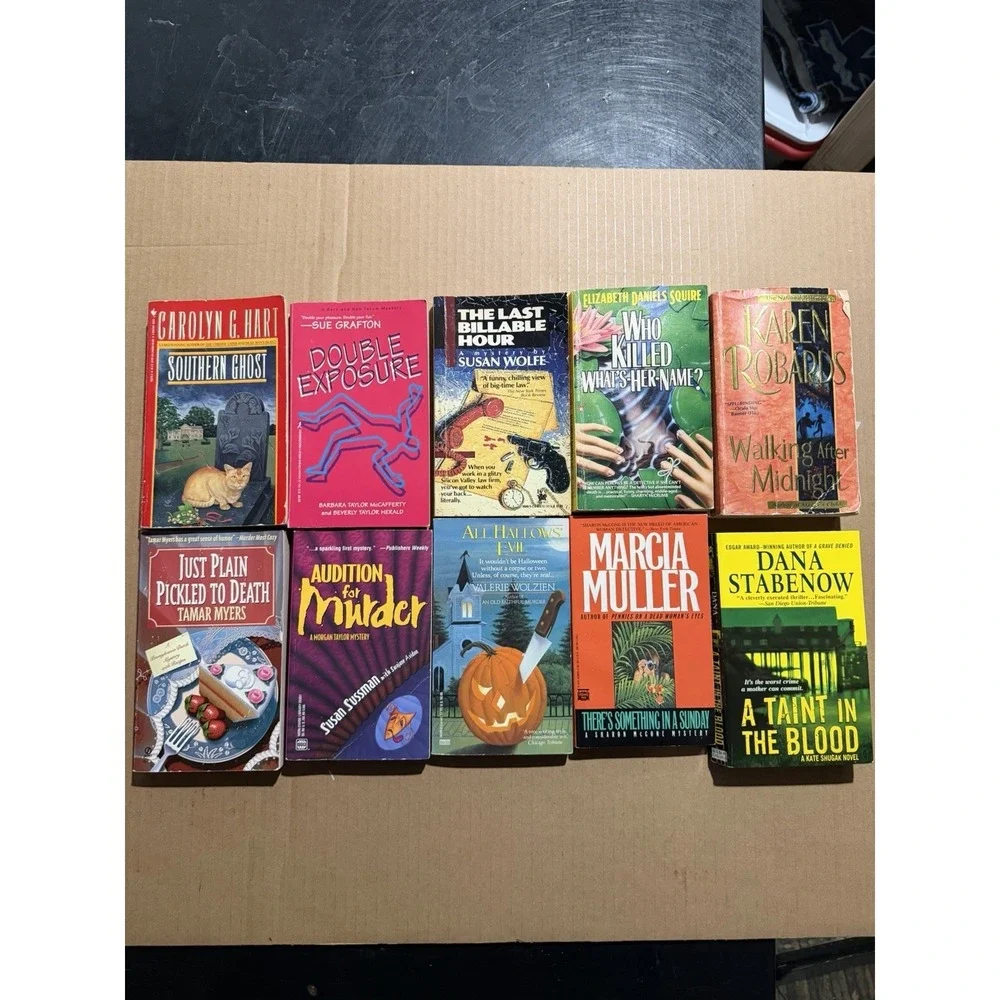 Lot‎ of 10 random murder mystery novel paperback books, various authors B8